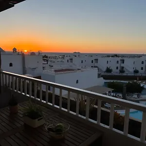 Apartment New Pools Wonderful Views Ac