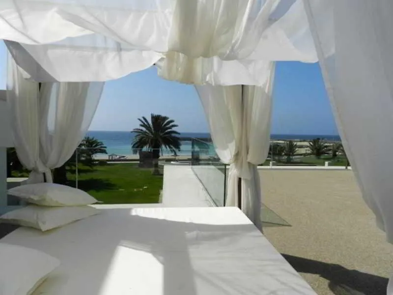 Hd Beach Resort Costa Teguise 4*,