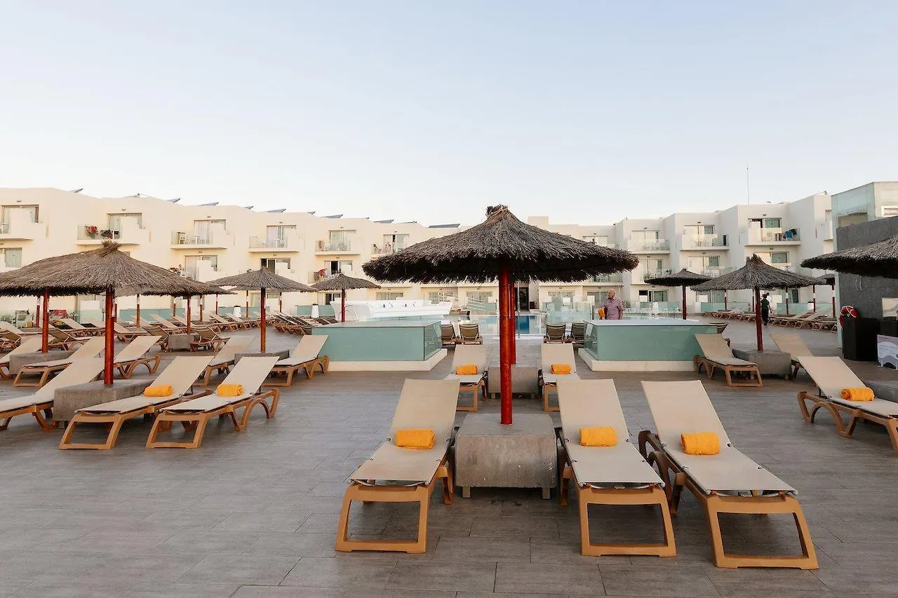 Hd Beach Resort Costa Teguise 4*,